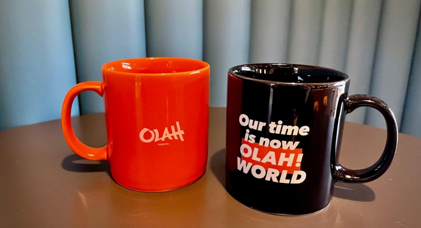 OLAH mug – Gloss  This gloss mug is designed with matching black and orange to show low-profile and energy